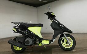 SUZUKI ADDRESS V100 CE13A