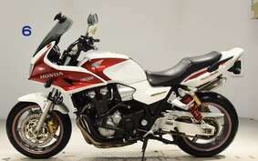 HONDA CB1300SB SUPER BOLDOR A 2012 SC54