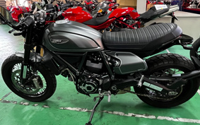 DUCATI  DUCATI  SCRAMBLER  NIGHT  SHIFT  2022 3K00