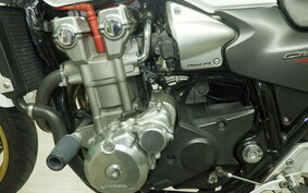 HONDA CB1300SF SUPER FOUR A 2005 SC54