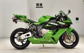 HONDA CBR1000RR 2004 SC57