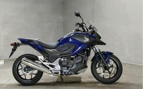 HONDA NC750X 2015 RC72