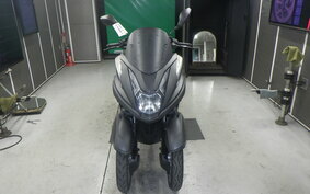 YAMAHA TRICITY 125 SE82J