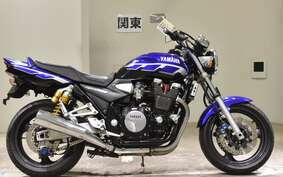 YAMAHA XJR1300 2000 RP03J