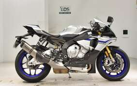 YAMAHA YZF-R1 M 2015 RN40