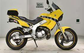 YAMAHA TDR125 DE04