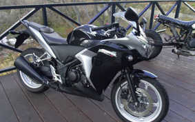 HONDA CBR250R MC41