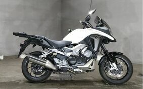 HONDA VFR800X 2015 RC80