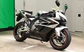 HONDA CBR1000RR 2005 SC57