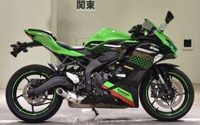 KAWASAKI ZX-25R ZX250E