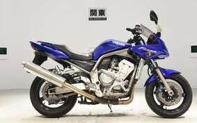 YAMAHA FZS1000 FAZER 2001 RN06