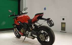 DUCATI STREETFIGHTER V4 S 2023