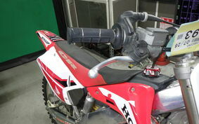 HONDA CR125R JE01