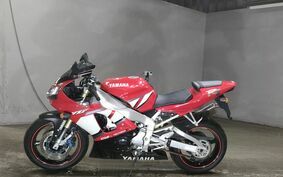 YAMAHA YZF-R1 2001 RN041