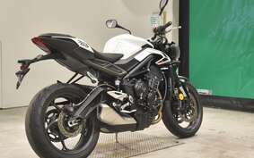 TRIUMPH STREET TRIPLE R 2023