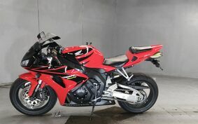 HONDA CBR1000RR 2006 SC57