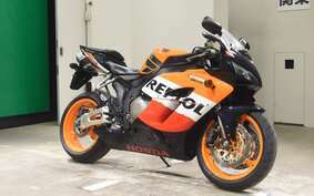 HONDA CBR1000RR 2006 SC57