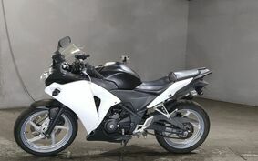 HONDA CBR250R MC41