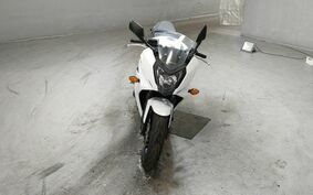 HONDA CBR650F 2015 RC83