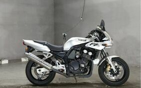 YAMAHA FZ400 1999 4YR