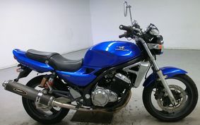 KAWASAKI BALIUS 250 Gen.2 2002 ZR250B