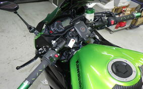 KAWASAKI NINJA 1000 A 2015 ZXT00G