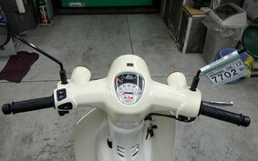 HONDA C110 SUPER CUB JA44