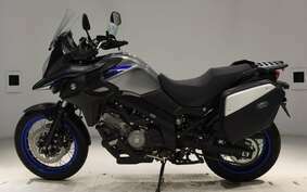 SUZUKI DL650 ( V-Strom 650 ) XTA 2022 C733A