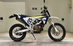 HUSQVARNA 701ED 2017 UEV4