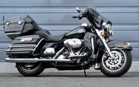 HARLEY FLHTCU Ultra Classic Electra Glide 2007 FC4