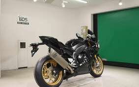 HONDA CBR1000RR R 2024 SC82