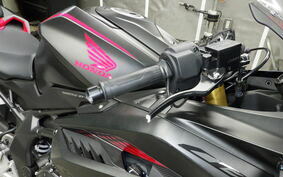 HONDA CBR250RR A MC51