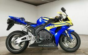 HONDA CBR1000RR 2006 SC57