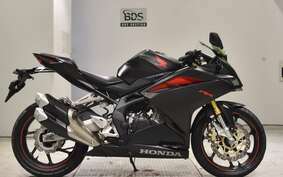 HONDA CBR250RR MC51