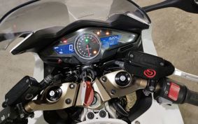 HONDA VFR800F RC79