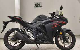 YAMAHA YZF-R25 A RG10J