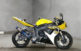 YAMAHA YZF-R1 2002 RN09