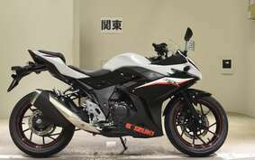 SUZUKI GSX250R DN11A