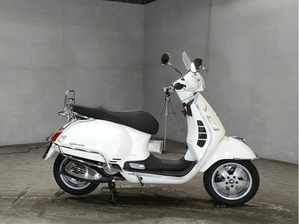 Vespa GTS 250i e