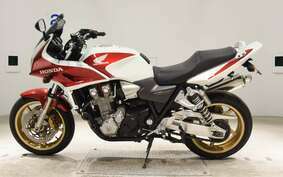 HONDA CB1300SB SUPER BOLDOR A 2005 SC54