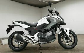 HONDA NC750X RC90