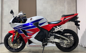 HONDA CBR600RR ABS 2015 PC40