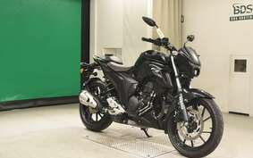 YAMAHA FZ25