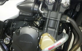 HONDA CB1300SB SUPER BOLDOR A 2011 SC54