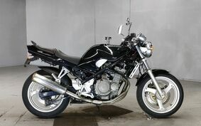 SUZUKI BANDIT 250 GJ74A