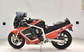 SUZUKI GSX-R750 1988 GR71G