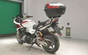 HONDA CB1300SB SUPER BOLDOR A 2012 SC54