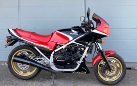 HONDA VF750F 1983 RC15