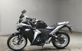 HONDA CBR250R MC41