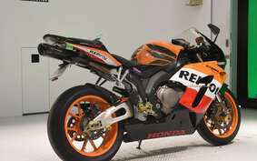 HONDA CBR1000RR 2005